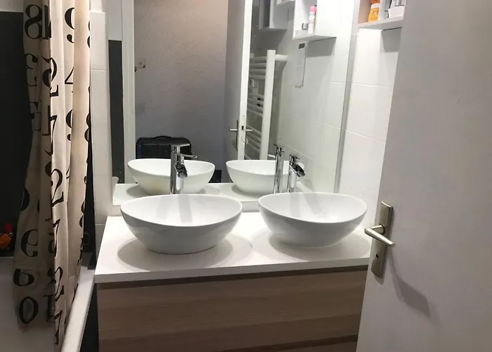 Au Coeur Des 2 Alpes, Avec Tres Belle Terrasse Apartament *